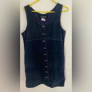 Dress from Tristan and Iseut suede with buttons